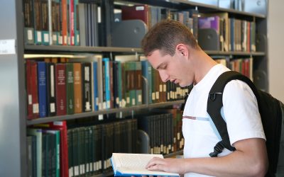 Admitting Students Based on Major